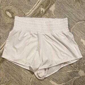 Offline by aerie 2” hot stuff high rise short